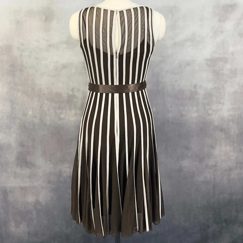 Xscape Striped Mesh Cocktail Dress Women Size 10 Flowy Sheer Evening‎ Whimsy